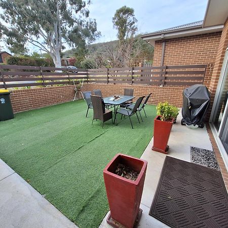 Serene Holiday Home-4 Bedroom Ensuite Home Canberra Luaran gambar